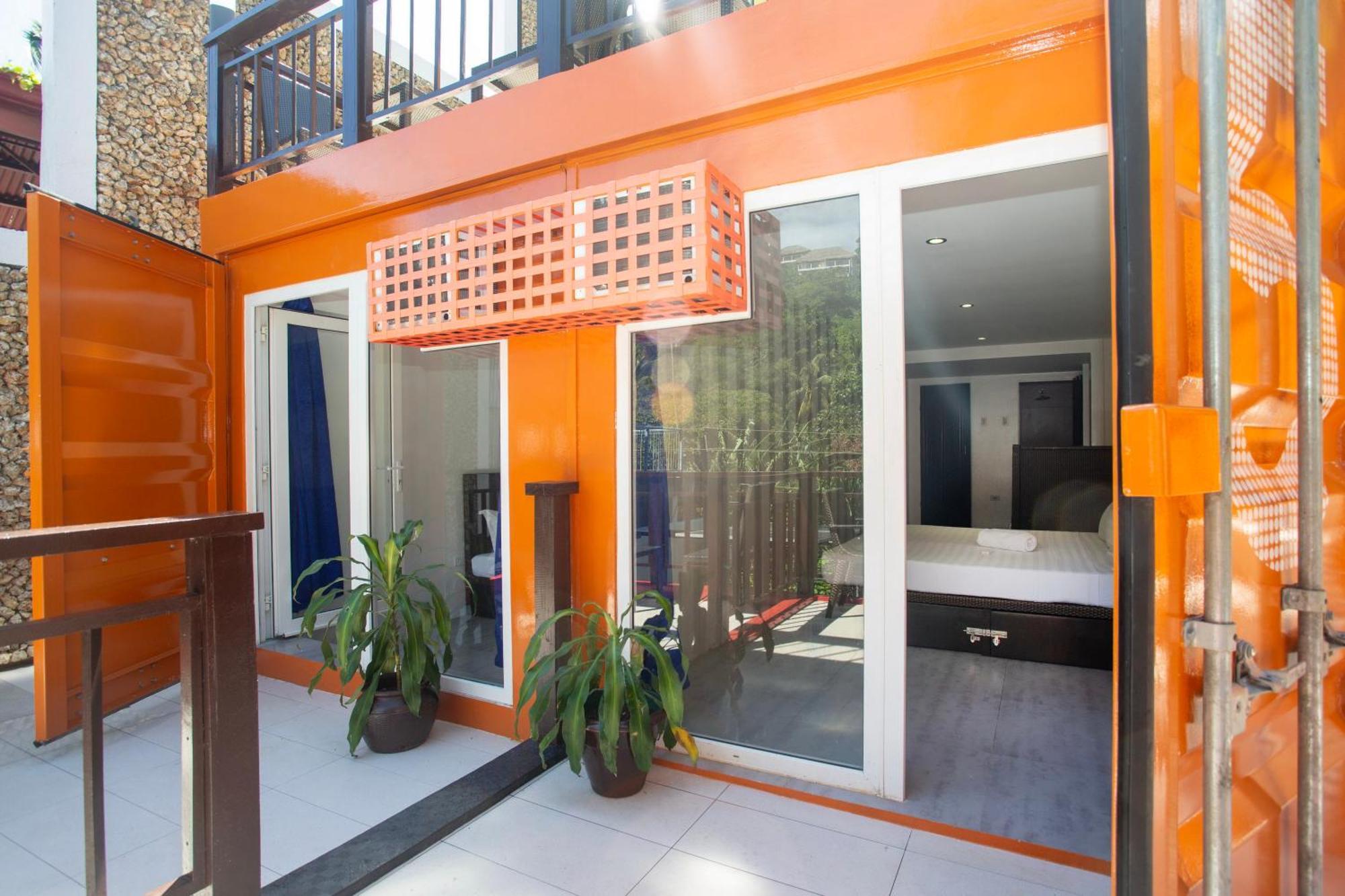 Chillax Boracay Hostel Yapak Exterior photo